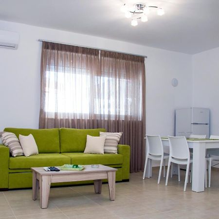 Gennadi Gardens Exclusive Apartments Exteriér fotografie