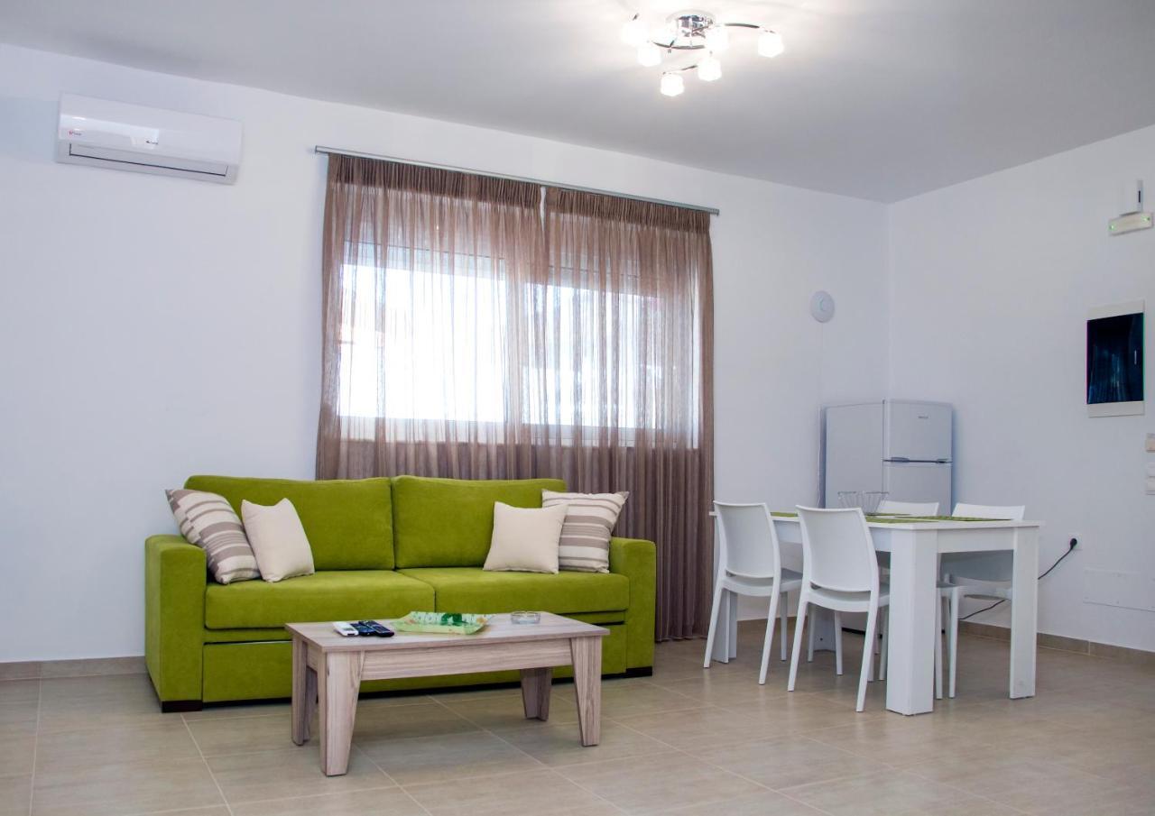 Gennadi Gardens Exclusive Apartments Exteriér fotografie